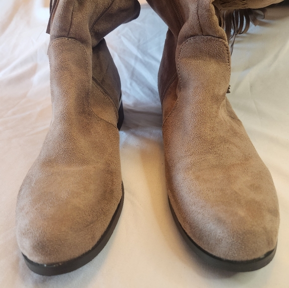 LADY COUTURE BOOTS. Suede, Lace up. Size 9.5-10 - Picture 5 of 12